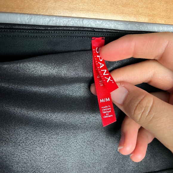 SPANX Faux Leather Moto Leggings - Picture 6 of 8